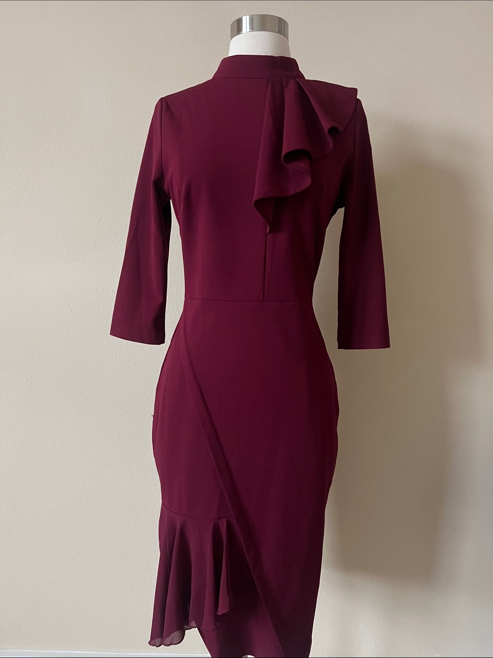 Women's Ruffle-Accent Midi Dress in Burgundy